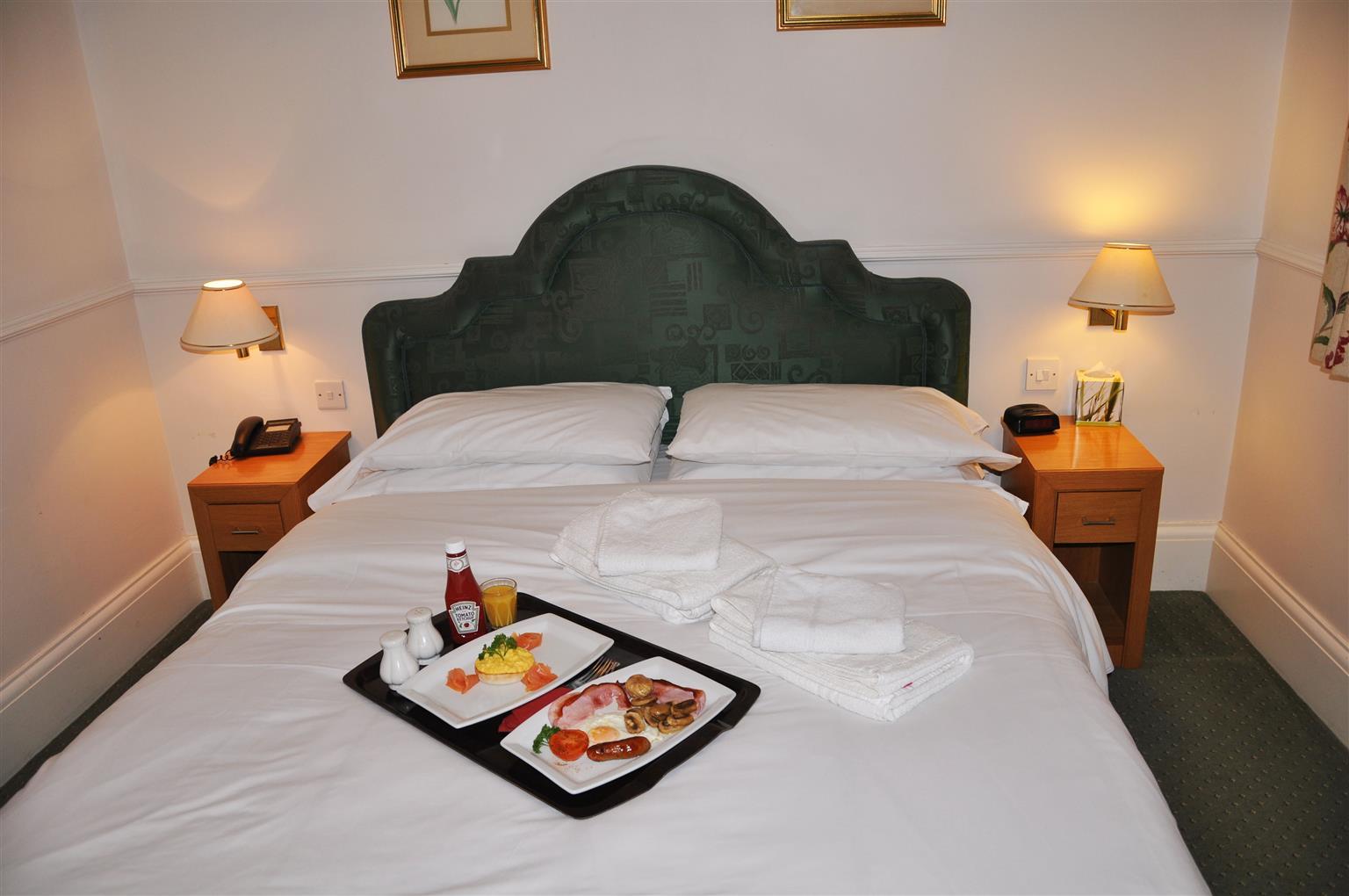 Montague Hotel 3*