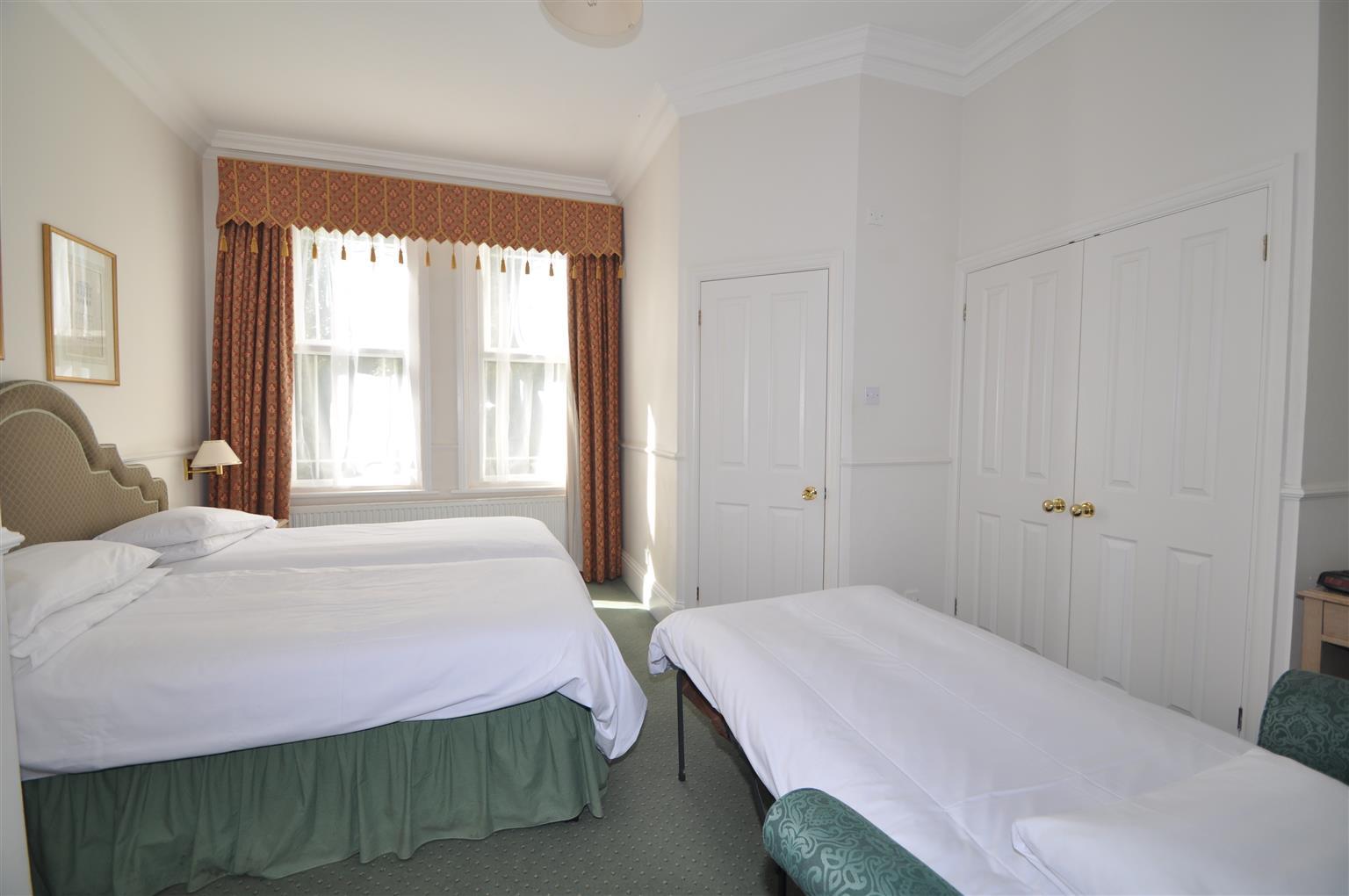Montague Hotel