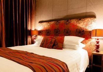 No5 Durley Road - Contemporary Serviced And 4*