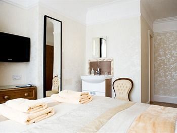 The Living Bed & Breakfast Bournemouth