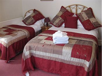 The Carlton Guest house 4*