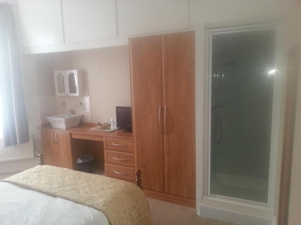 Sandbar House - Family And Couples Only Guest house