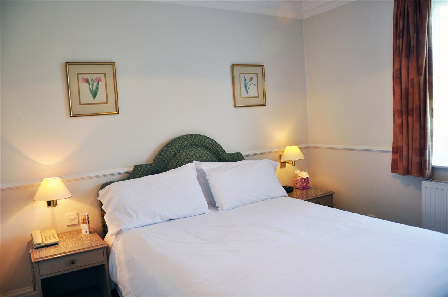Montague 3*