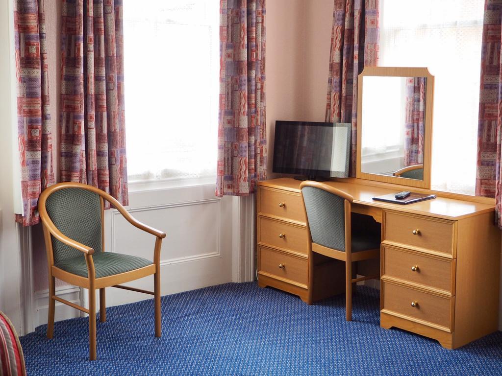 Devon Towers Hotel