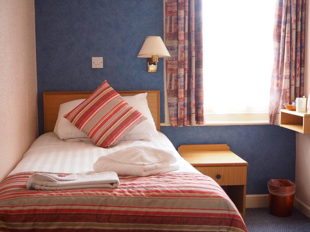 Devon Towers Hotel