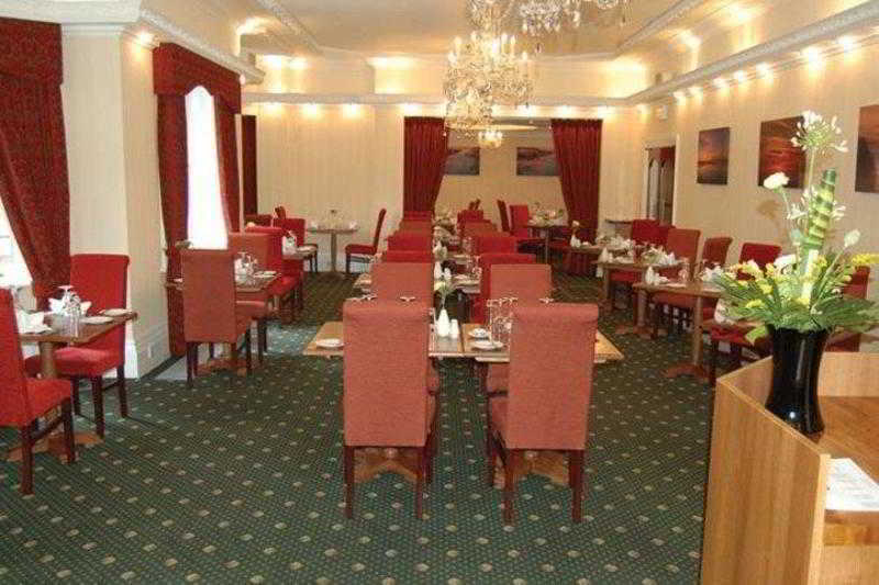 Connaught Hotel 4*