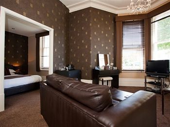 No5 Durley Road - Contemporary Serviced And Hotel 4*