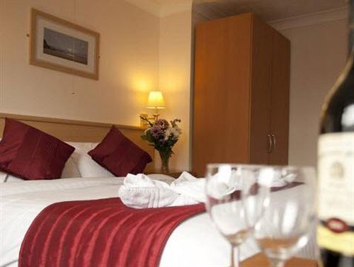 Denewood 3* Bournemouth