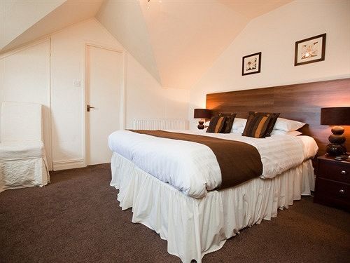 No5 Durley Road - Contemporary Serviced And 4*