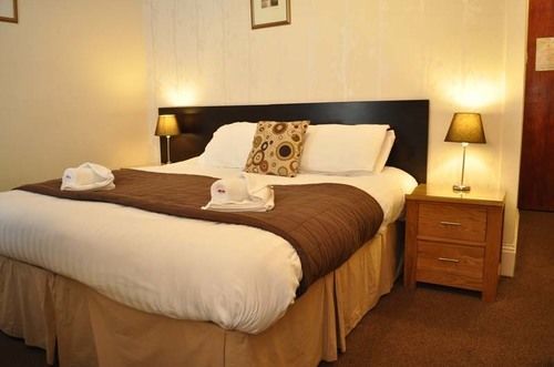 Topaz Hotel 3*