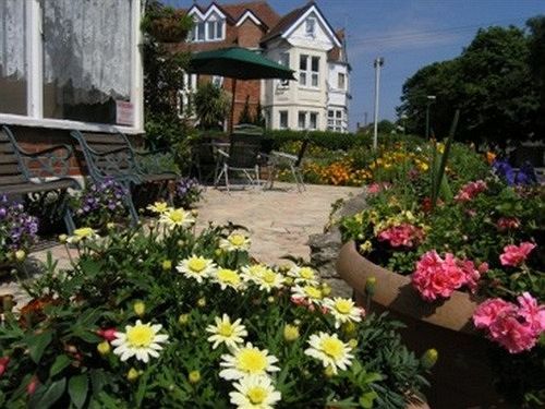 Guest house Sandbar House - Family And Couples Only 4*