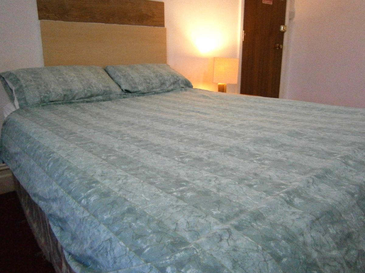 The Manchester Hotel 2*