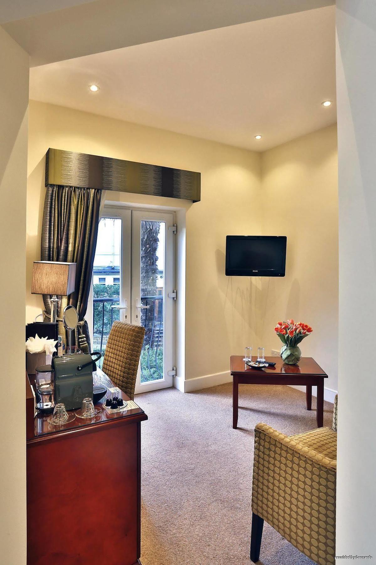 Connaught 4*
