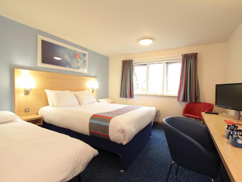 Travelodge Hotel 3*