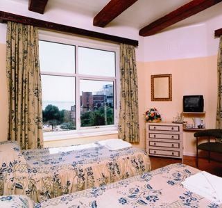 Hotel Russell Court