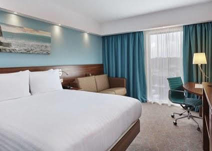 Hampton By Hilton