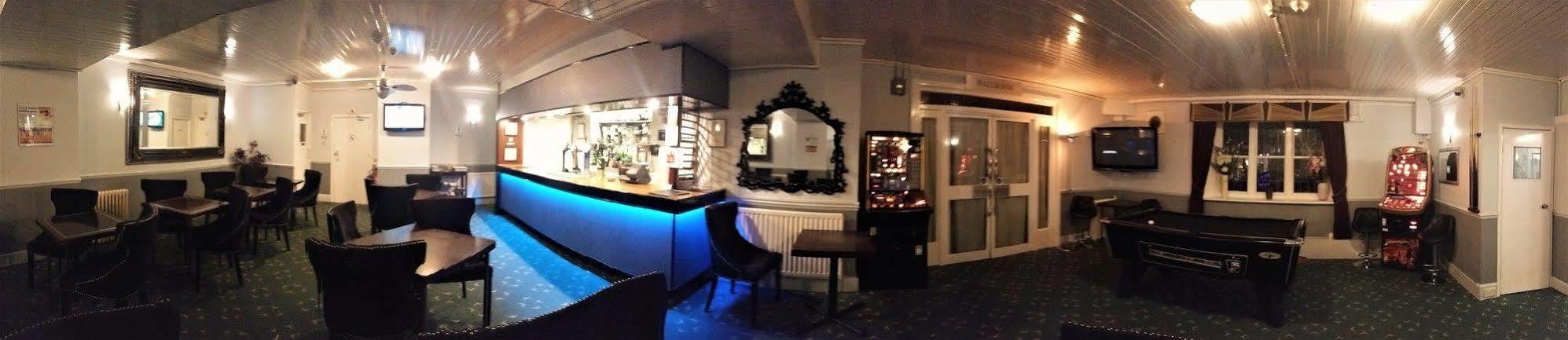 Hotel Russell Court