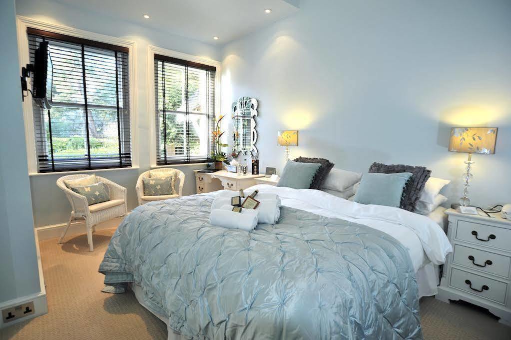 Langtry Manor Hotel 3*