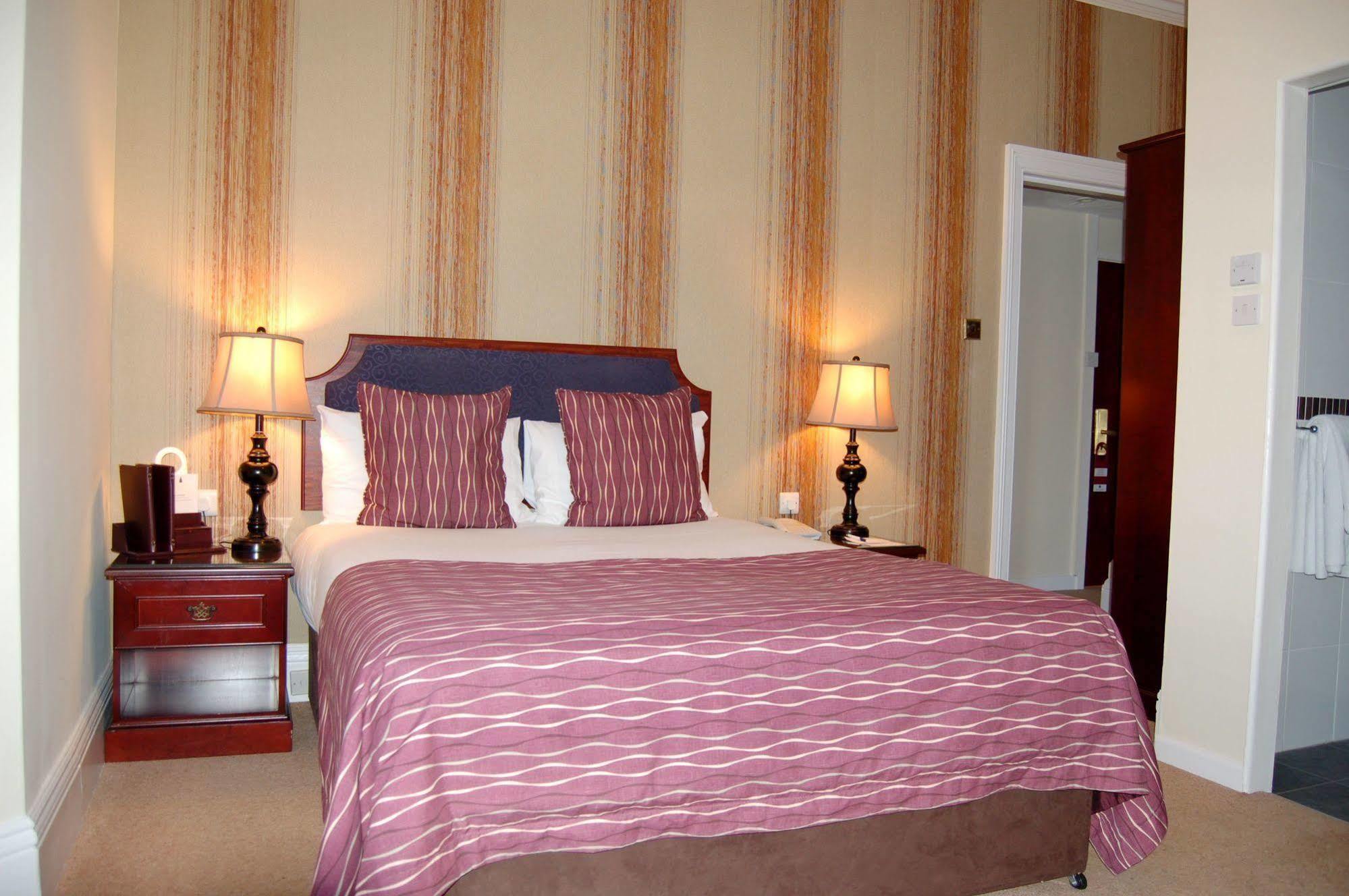 Connaught 4*