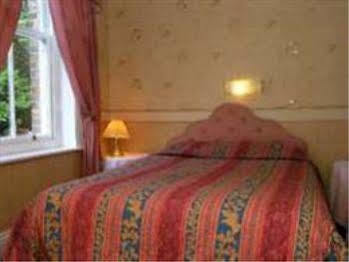 Gervis Court 3*