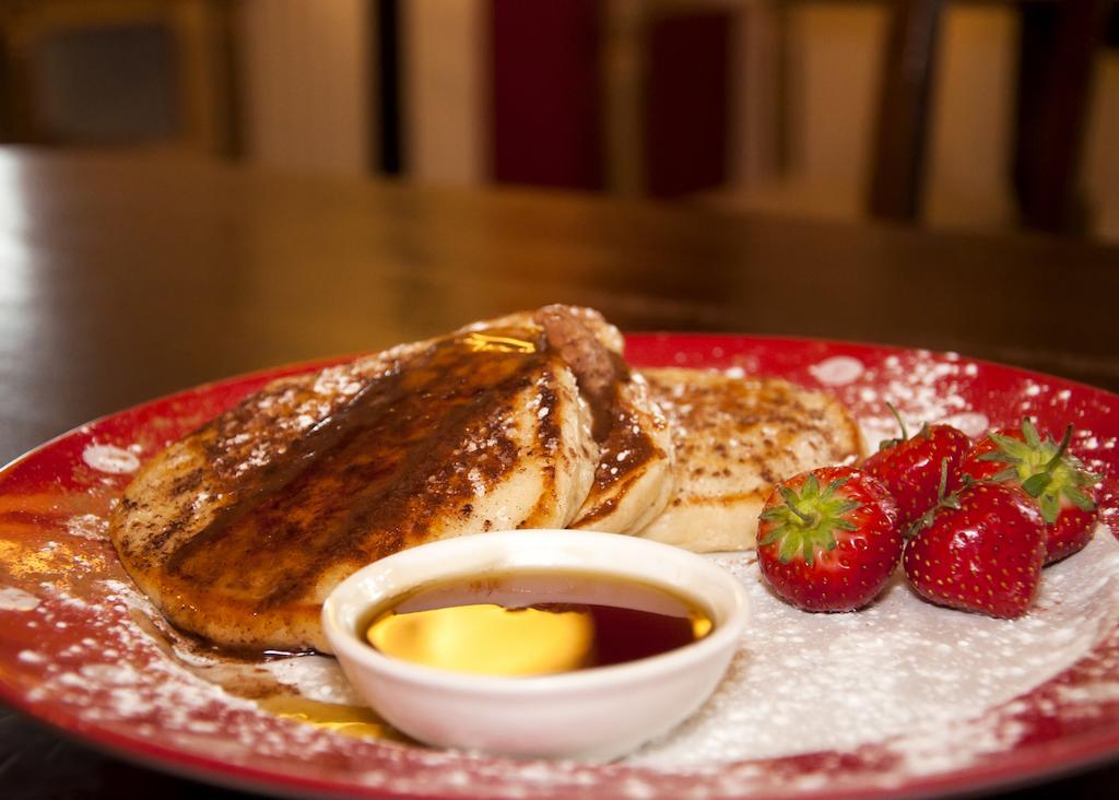 The Living Bed & Breakfast 4*