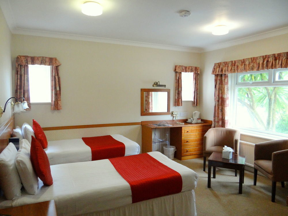 The Ocean View Hotel 3*