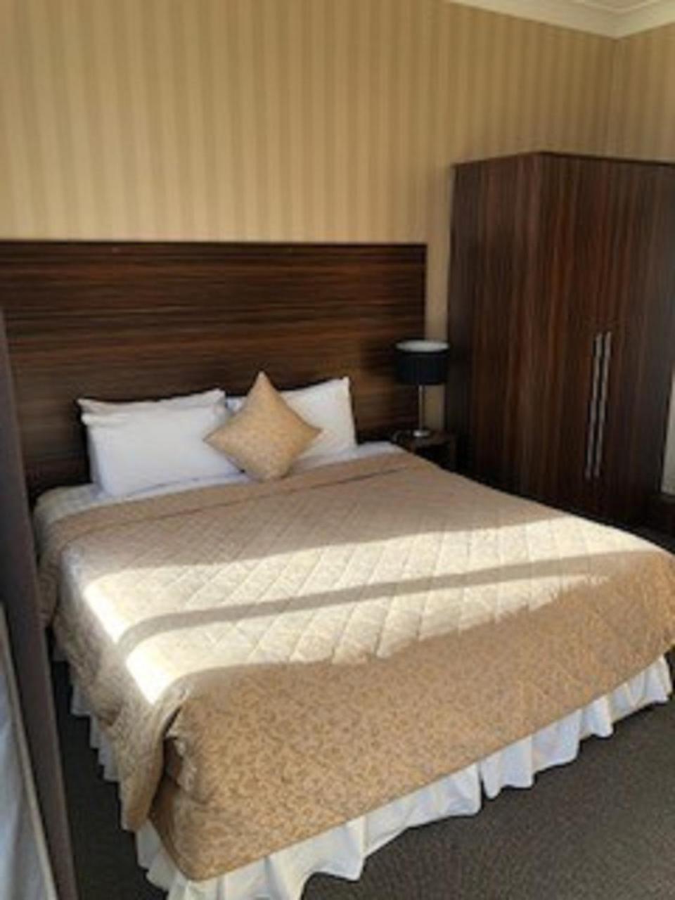 The Ocean View 3*