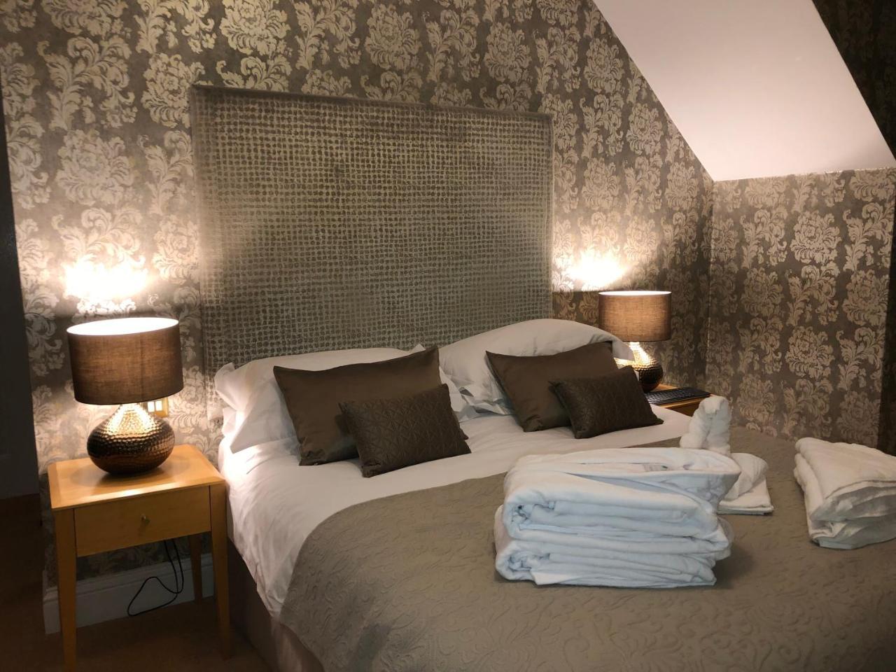 Cliff House Hotel 4*