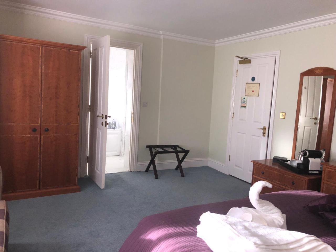 Cliff House 4* Bournemouth