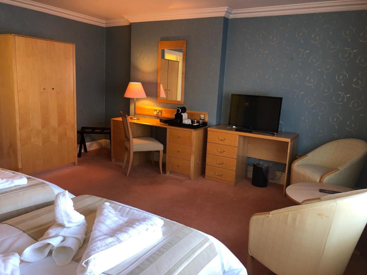 Cliff House 4* Bournemouth