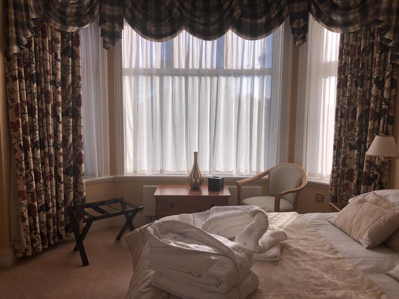 Hotel Cliff House 4*