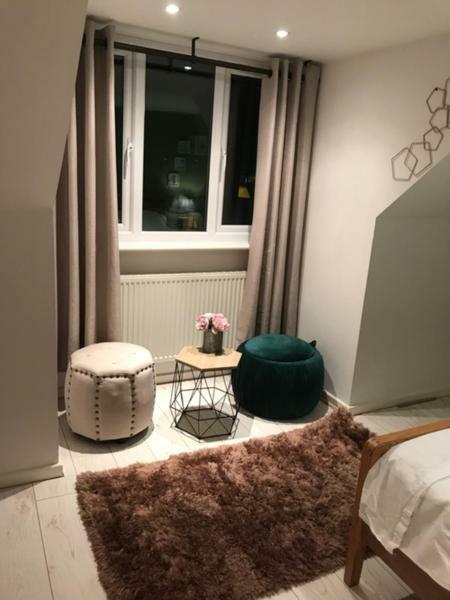 The Shades Of Olives Apartment