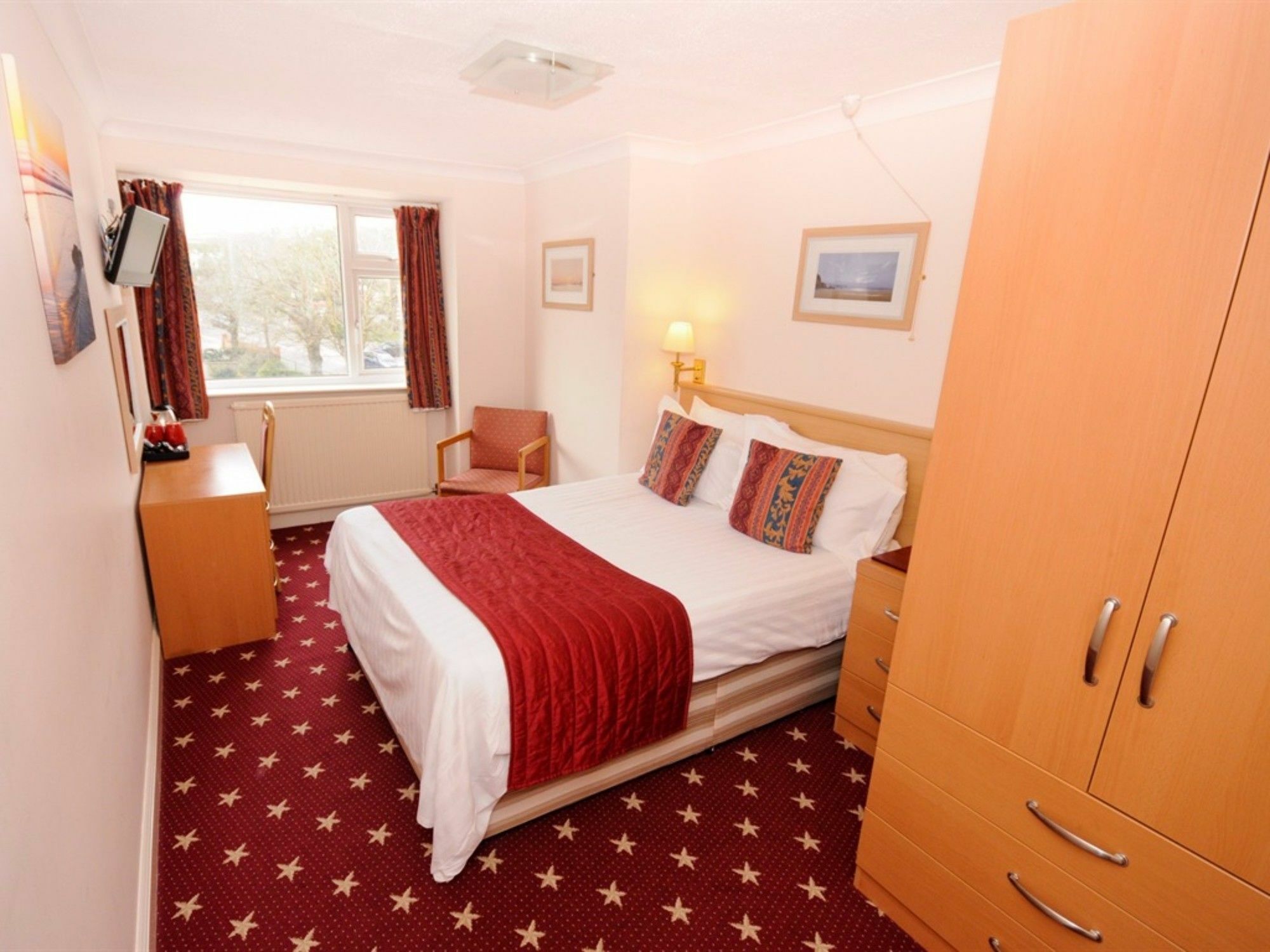 Guest house Denewood 3*