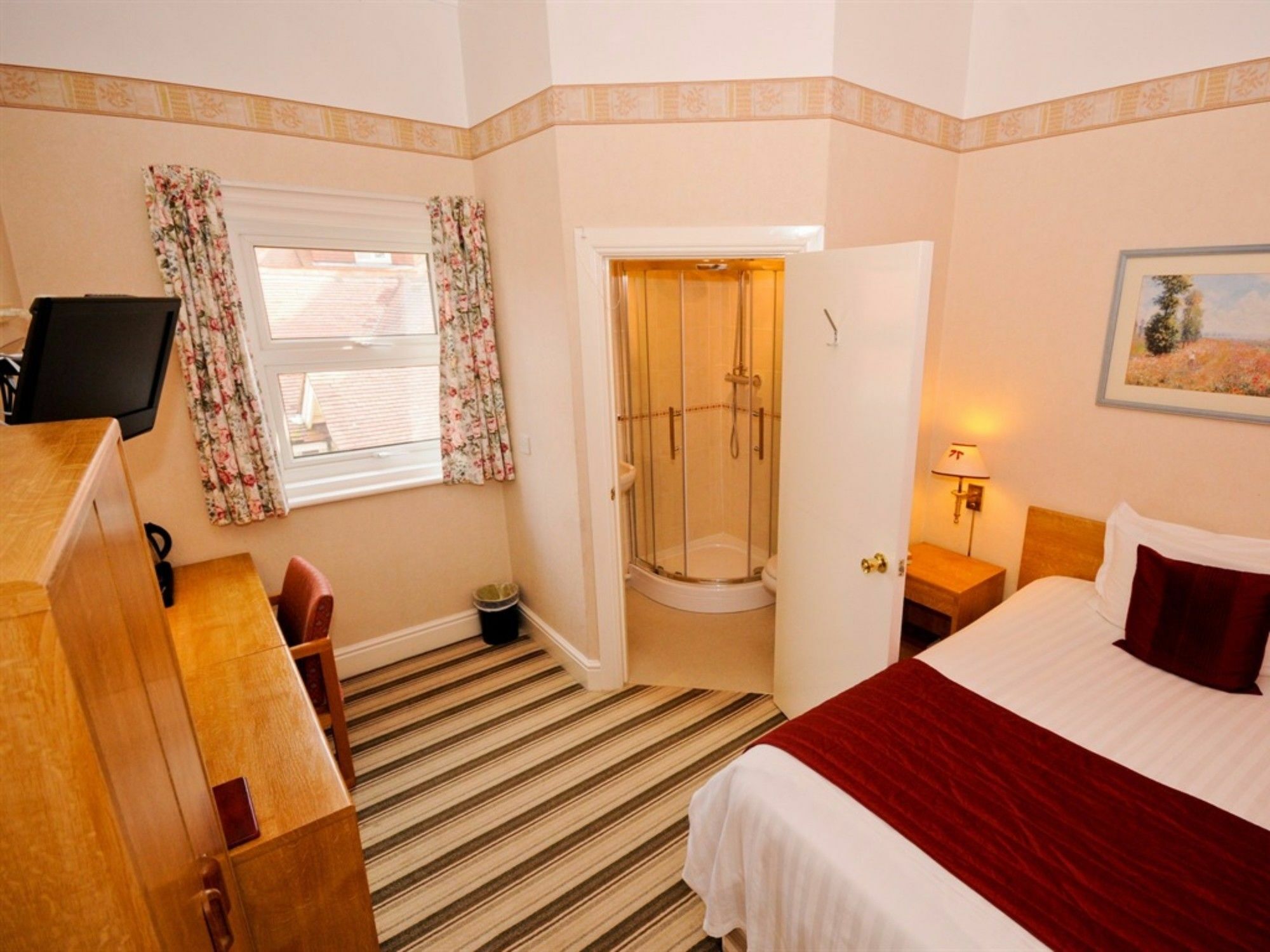 Denewood Guest house