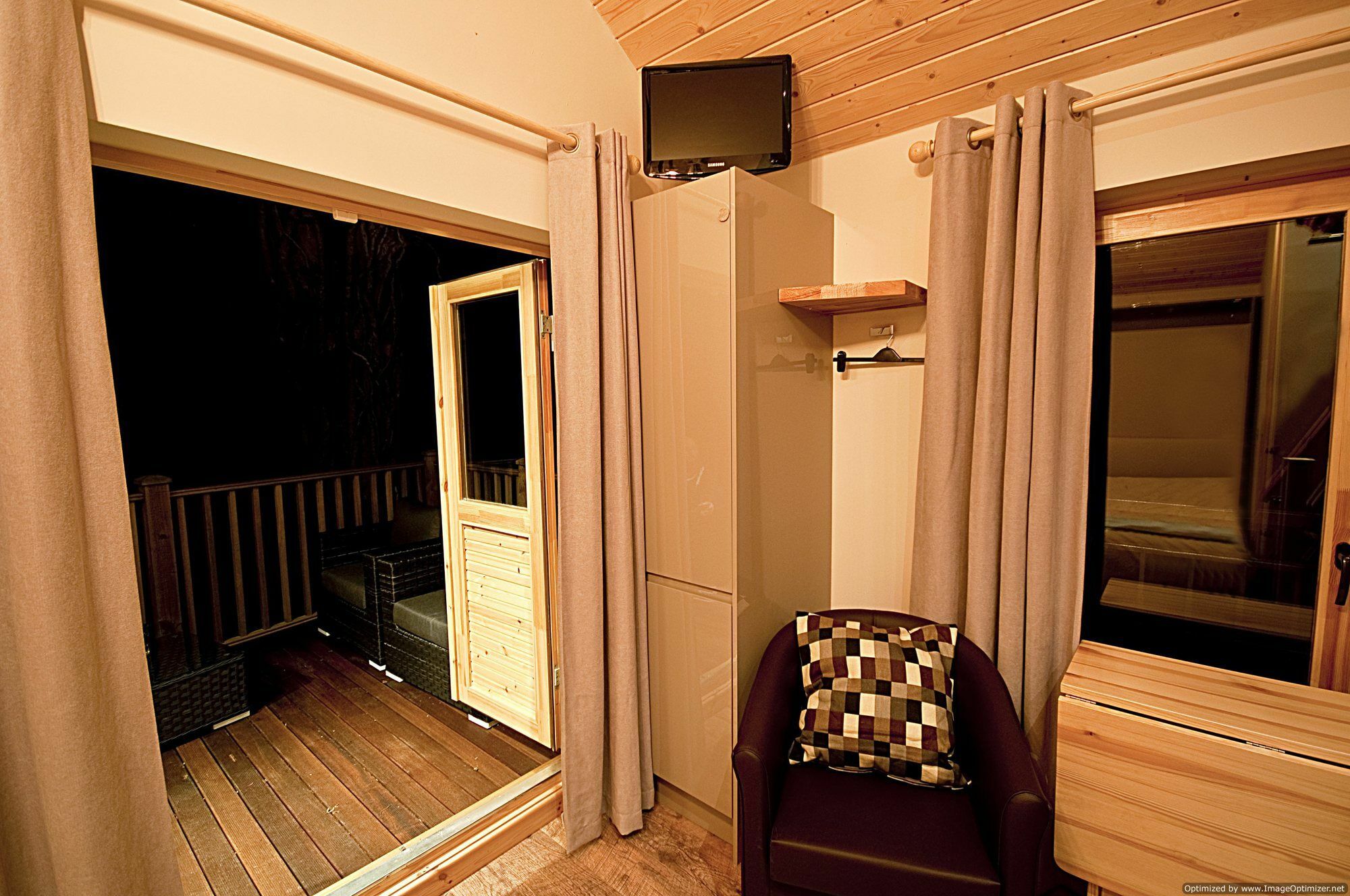 Alum Chine Log Hotel
