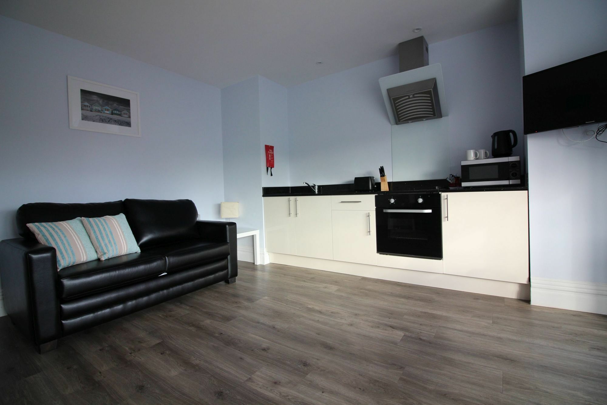 Apartment Diamond - Southbourne Grove 4