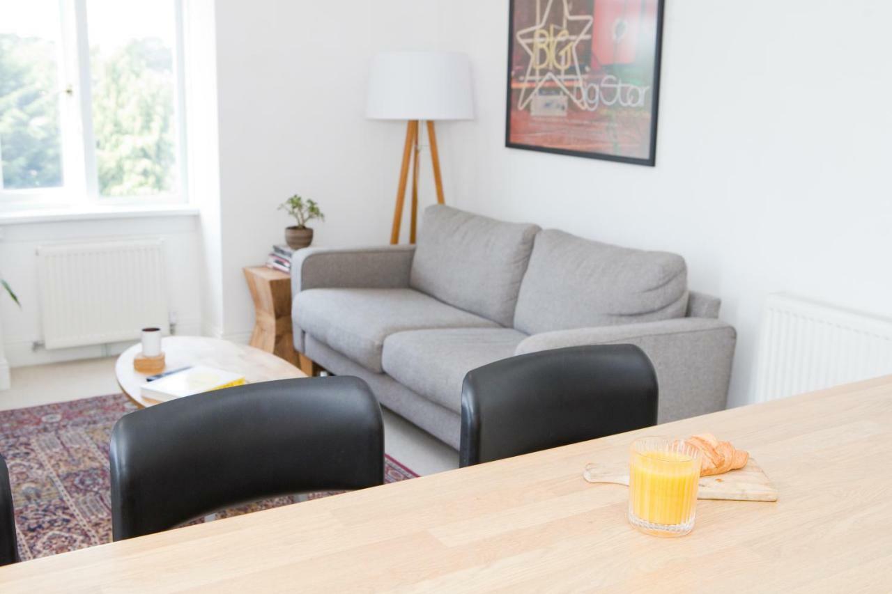 Bright 2 Bedroom - Great Location - Free Parking Bournemouth