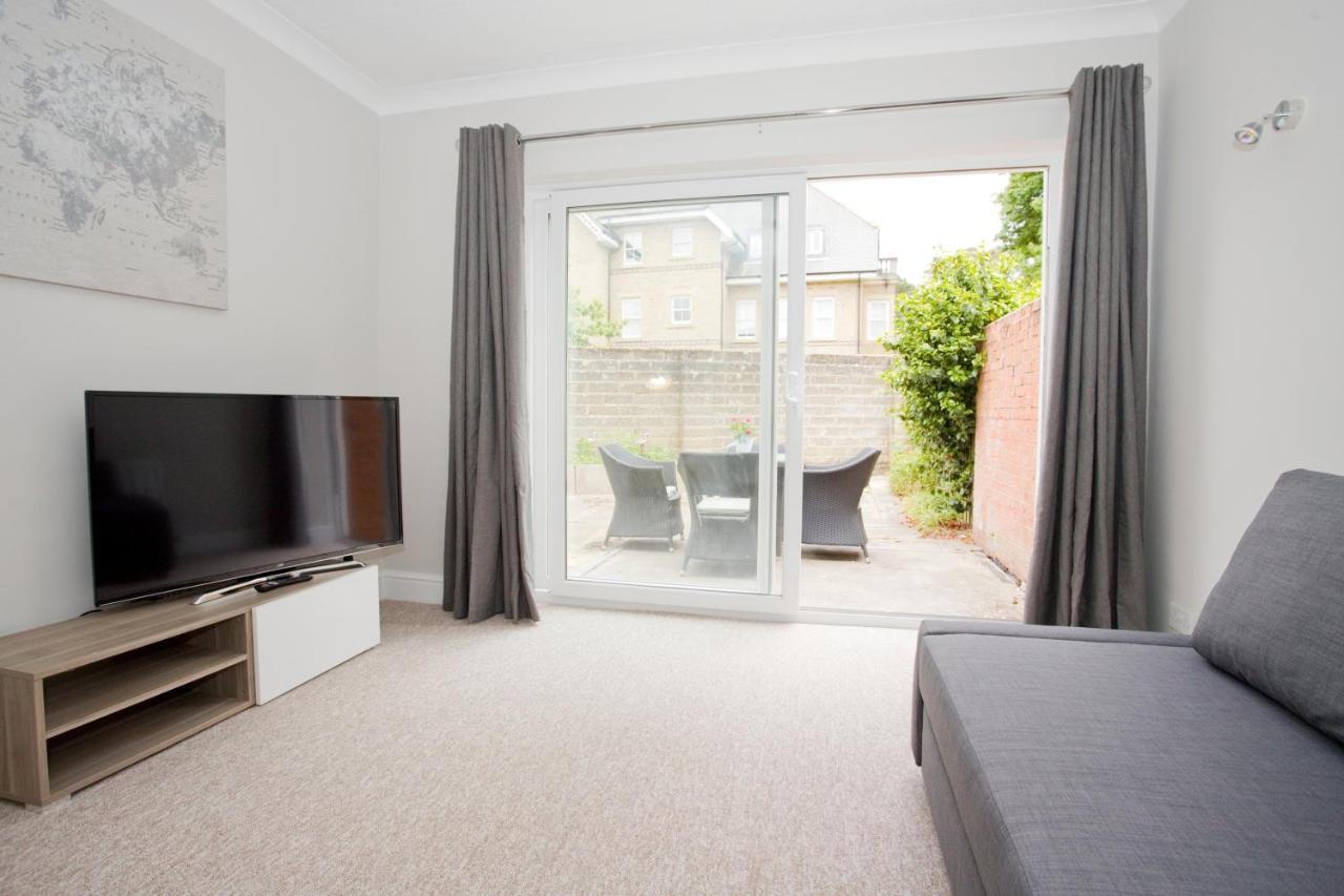 Chine Gardens - 2 Bedroom Bournemouth