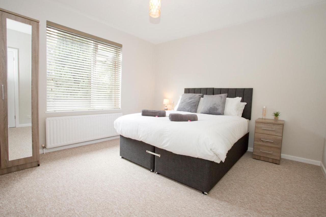 Apartment Chine Gardens - 2 Bedroom Bournemouth