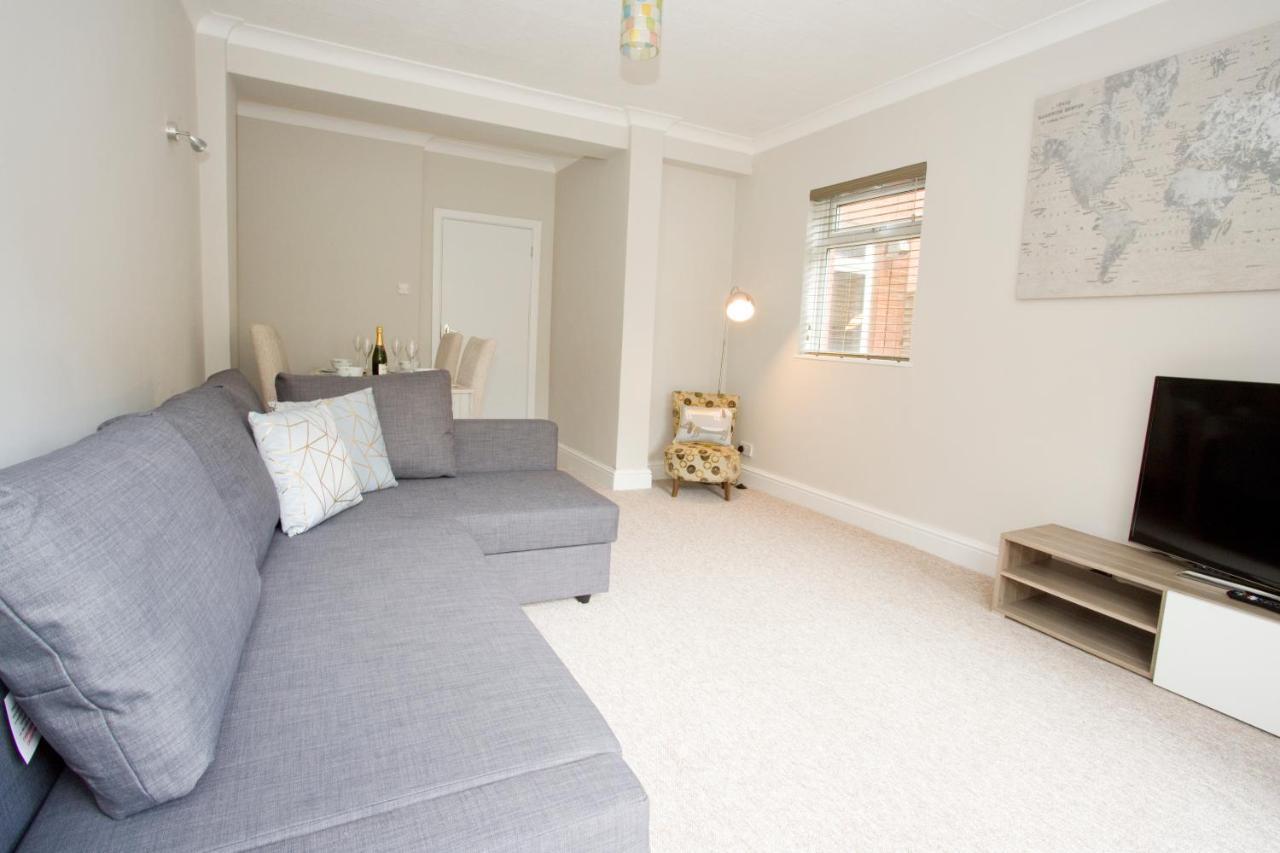 Chine Gardens - 2 Bedroom Bournemouth